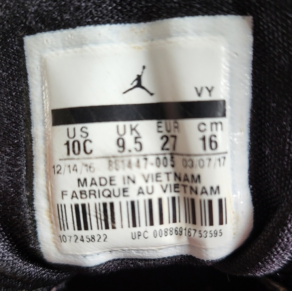Nike Jordans Children's Size 10 - Picture 5 of 6